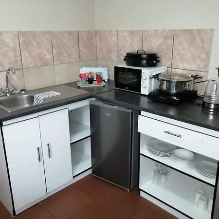 Orbanlife Lite Keetmanshoop Lägenhet Exteriör bild